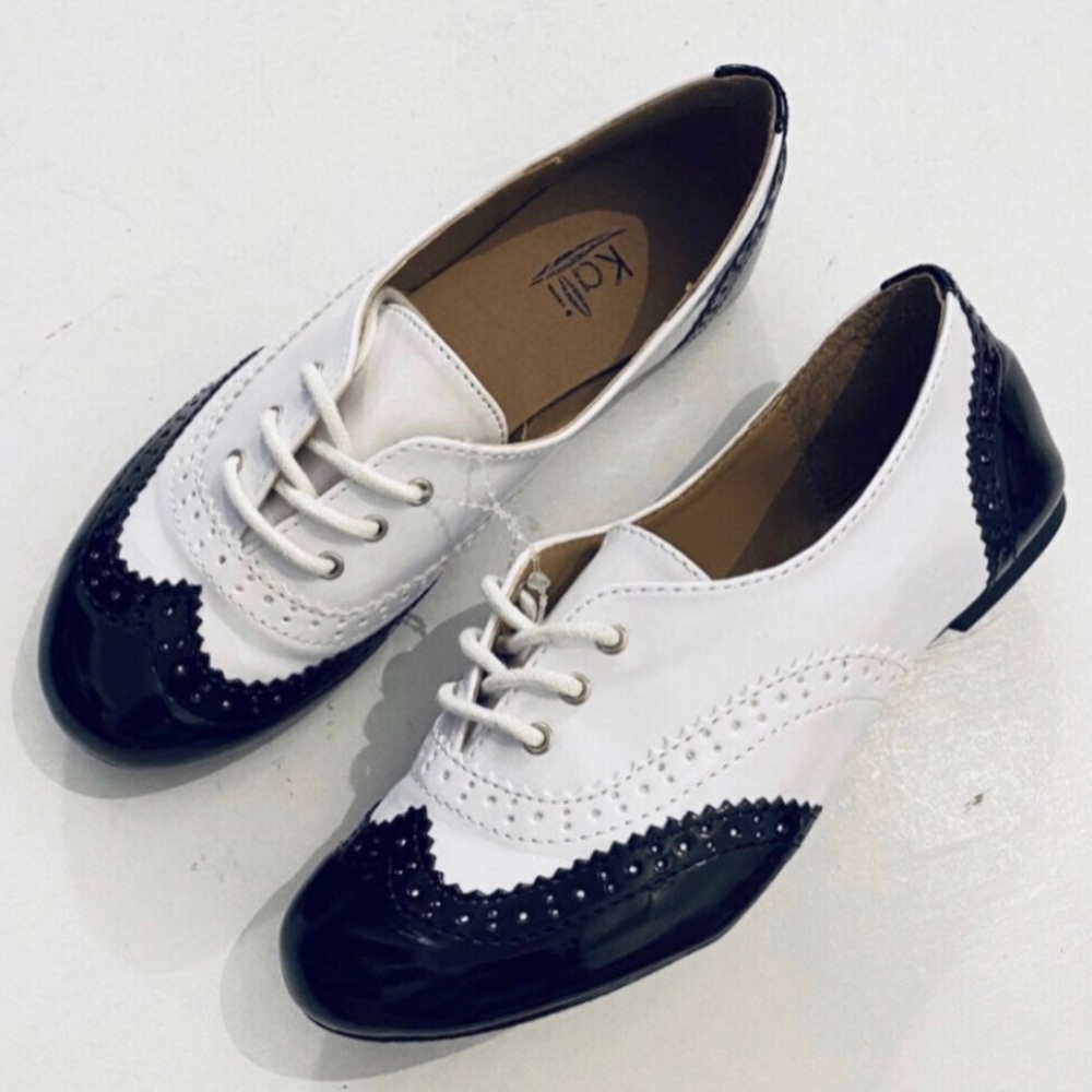LikeNEW Kali patent loafer